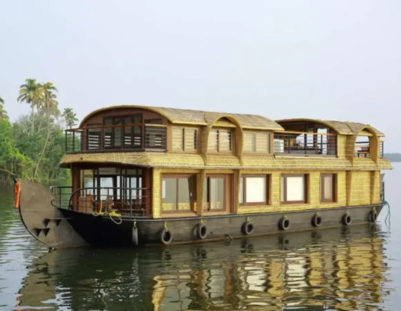 1 Bedroom Ultra Luxury Houseboat